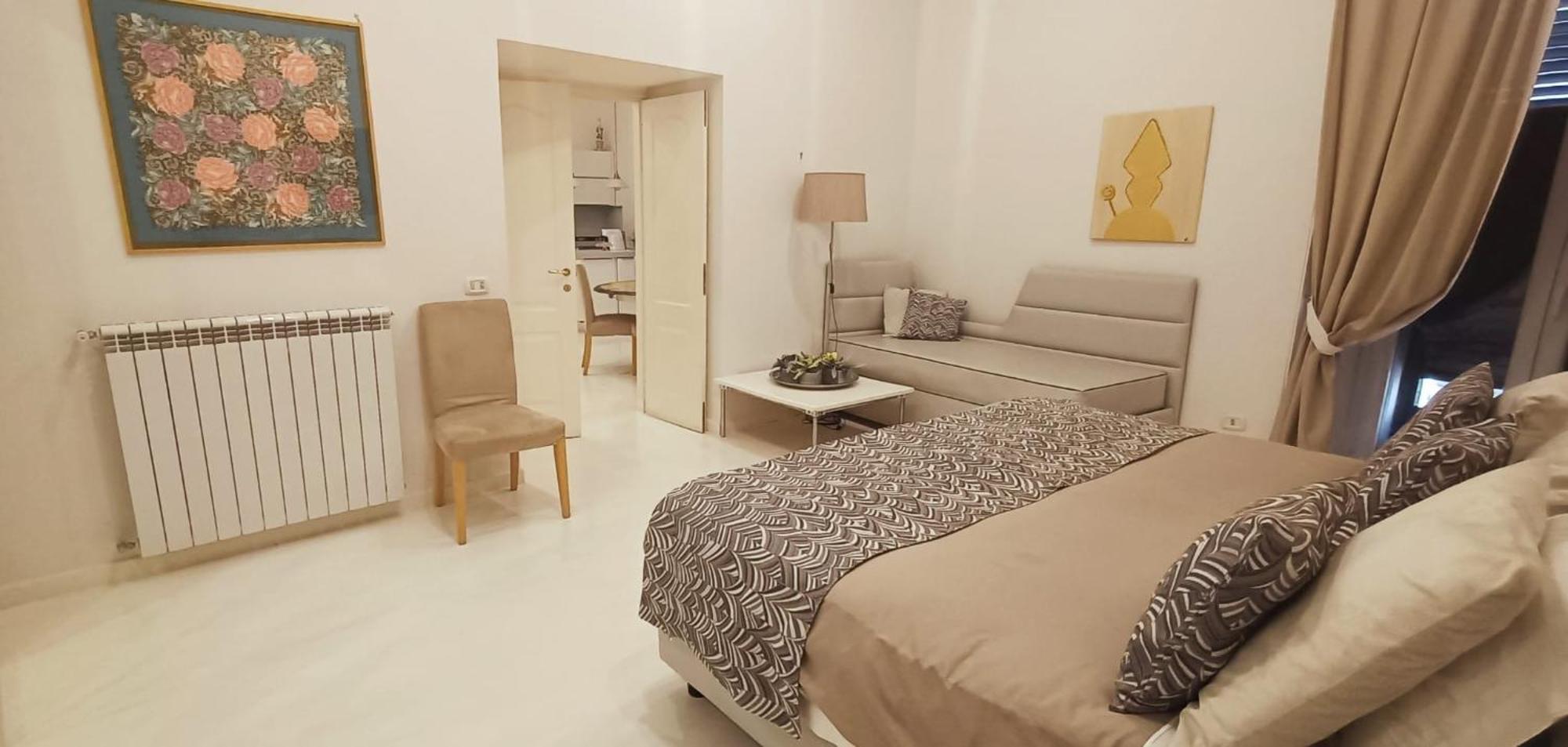 나폴리 Relais Piazza Dei Martiri B&B 외부 사진