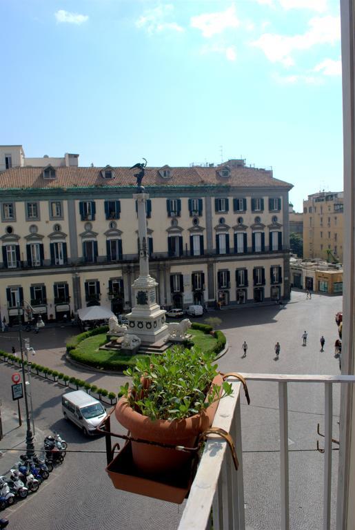 나폴리 Relais Piazza Dei Martiri B&B 객실 사진