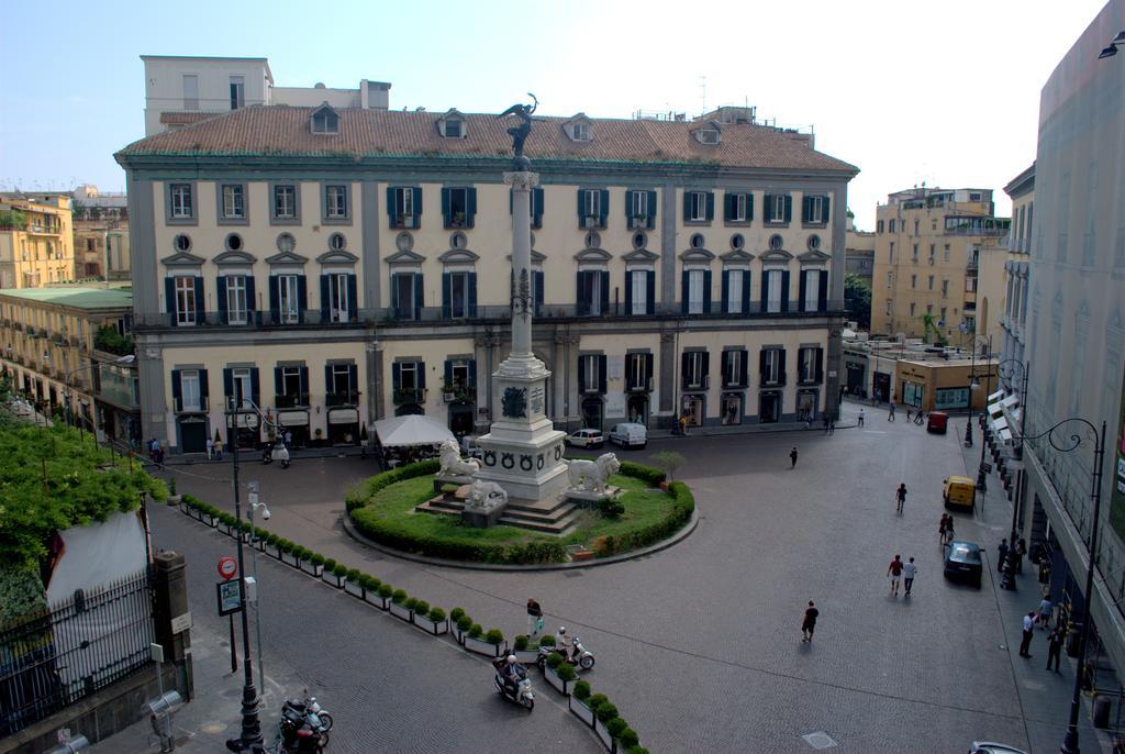 나폴리 Relais Piazza Dei Martiri B&B 객실 사진