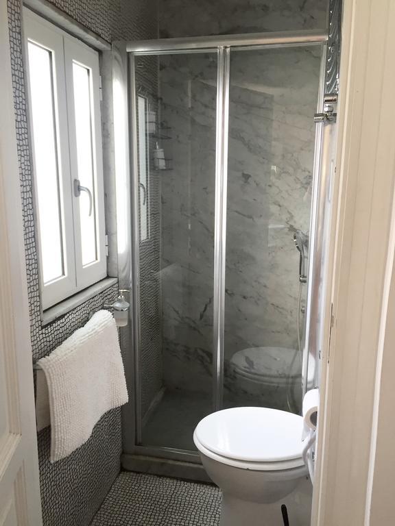나폴리 Relais Piazza Dei Martiri B&B 외부 사진