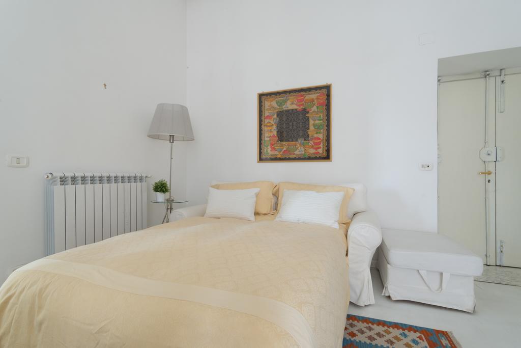 나폴리 Relais Piazza Dei Martiri B&B 외부 사진