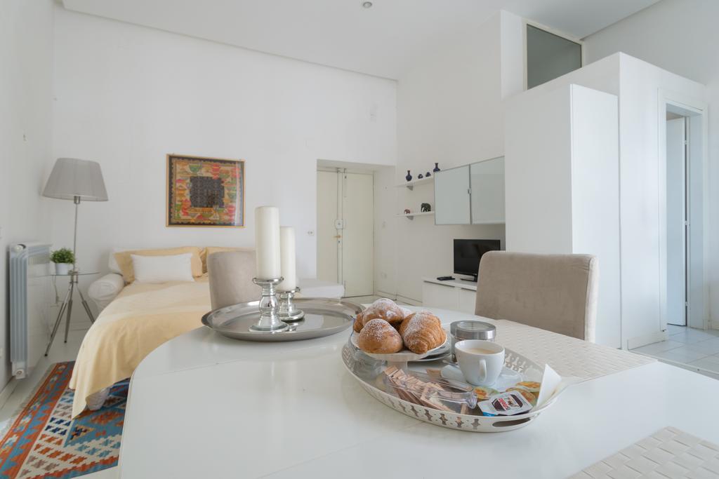 나폴리 Relais Piazza Dei Martiri B&B 외부 사진