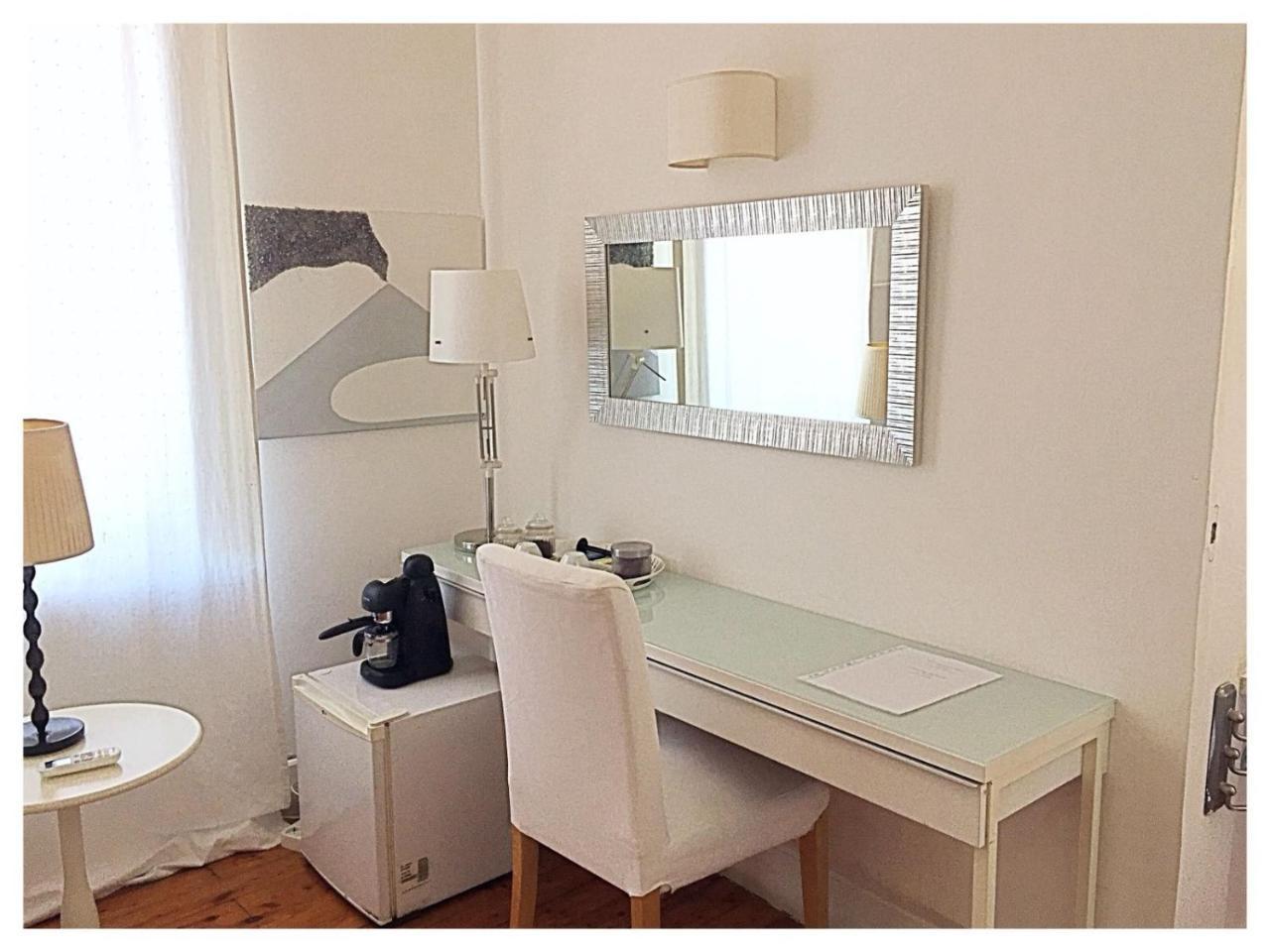나폴리 Relais Piazza Dei Martiri B&B 외부 사진