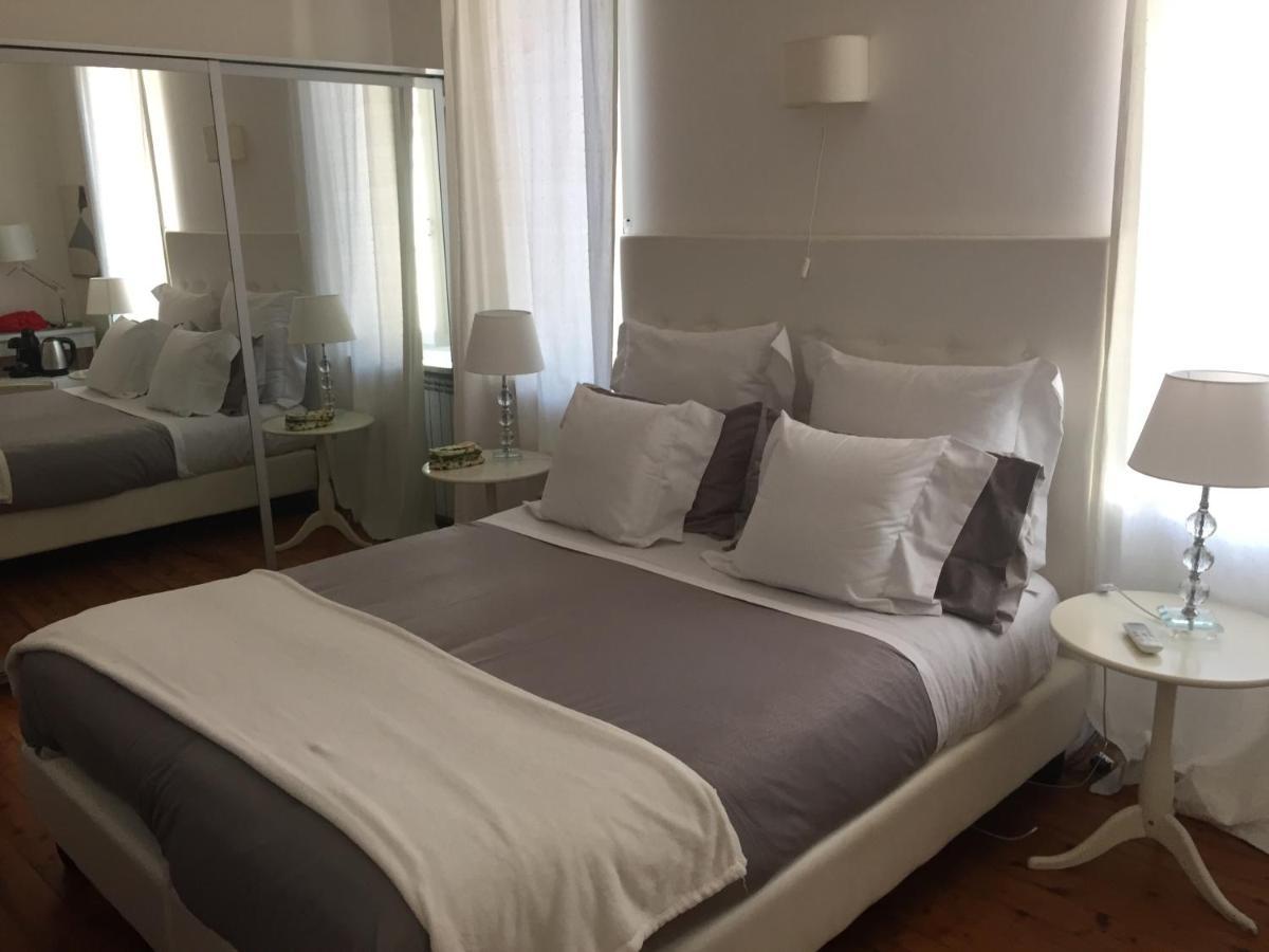 나폴리 Relais Piazza Dei Martiri B&B 외부 사진